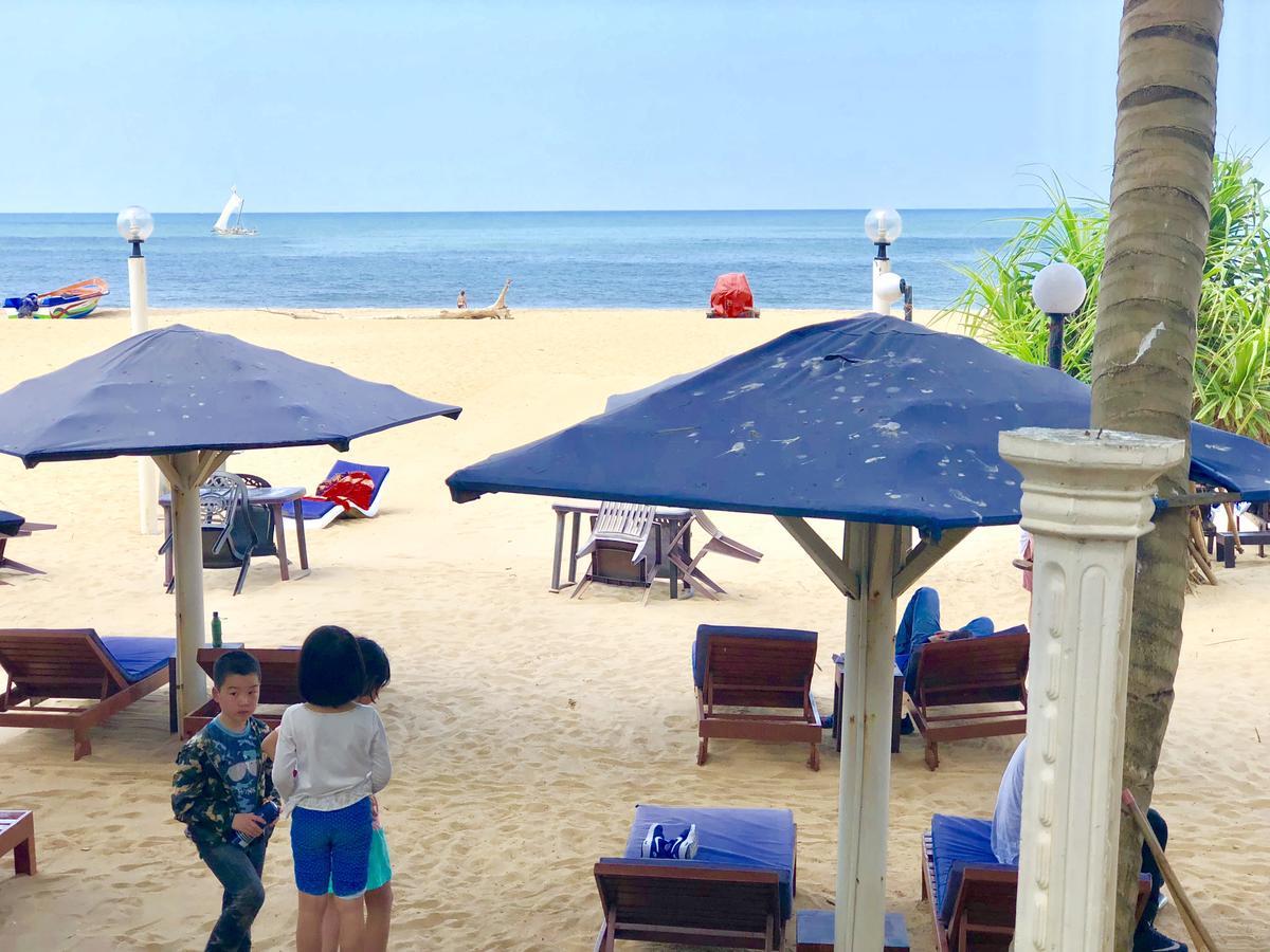 Lanka Beach Hotel Ettukala Exterior foto